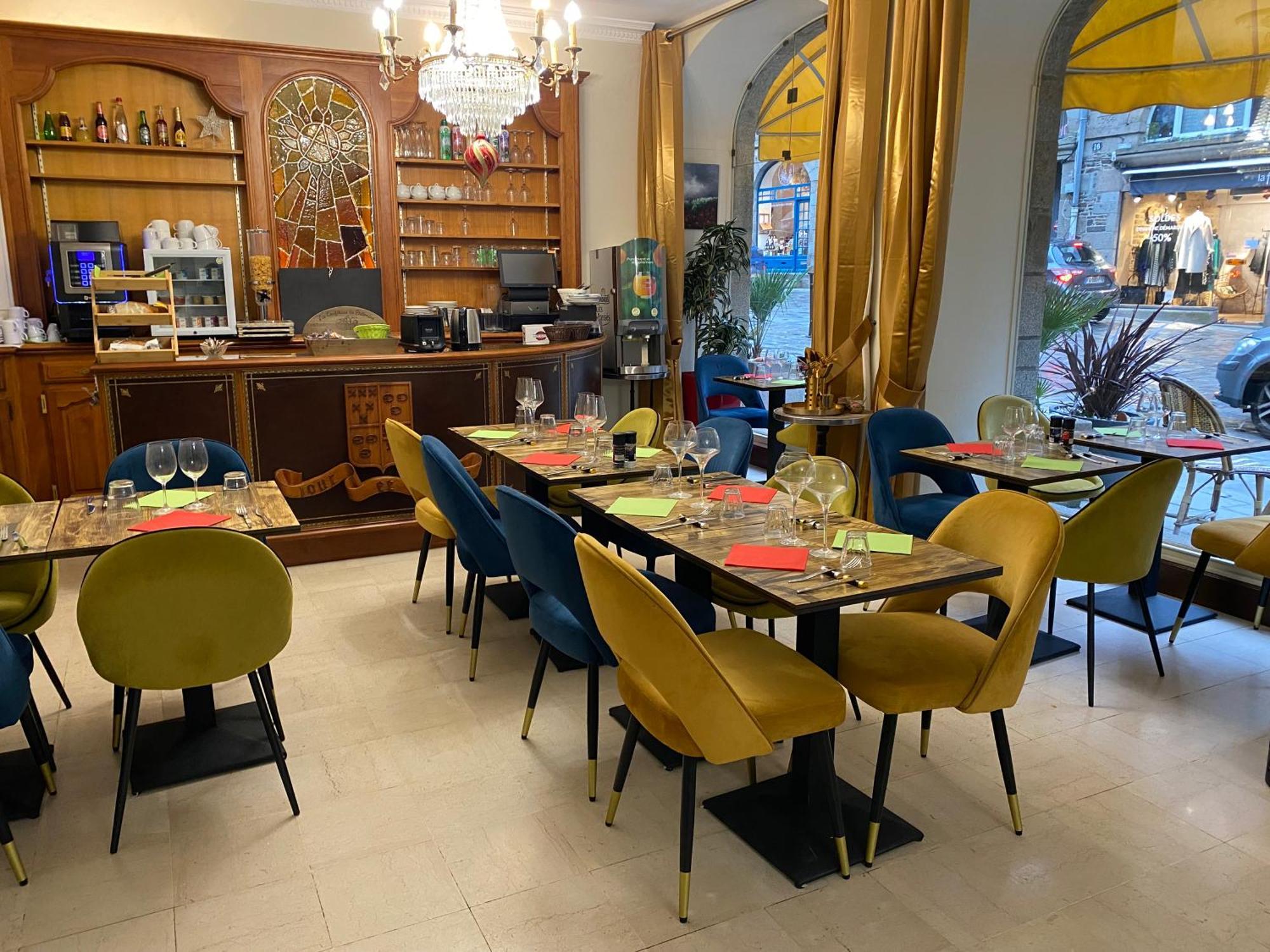 Balzac Hôtel Fougeres Ngoại thất bức ảnh